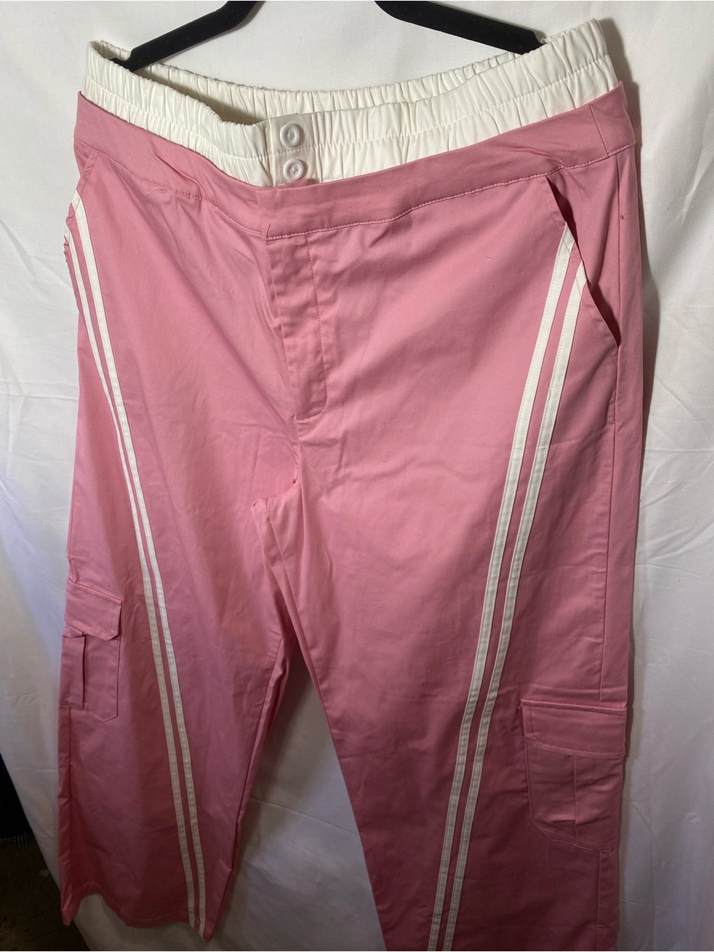 Women’s Pink Relaxed Cargo Pants